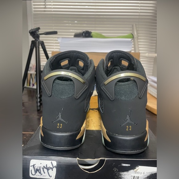 Jordan Retro 6 “Defining moment - Picture 3 of 4